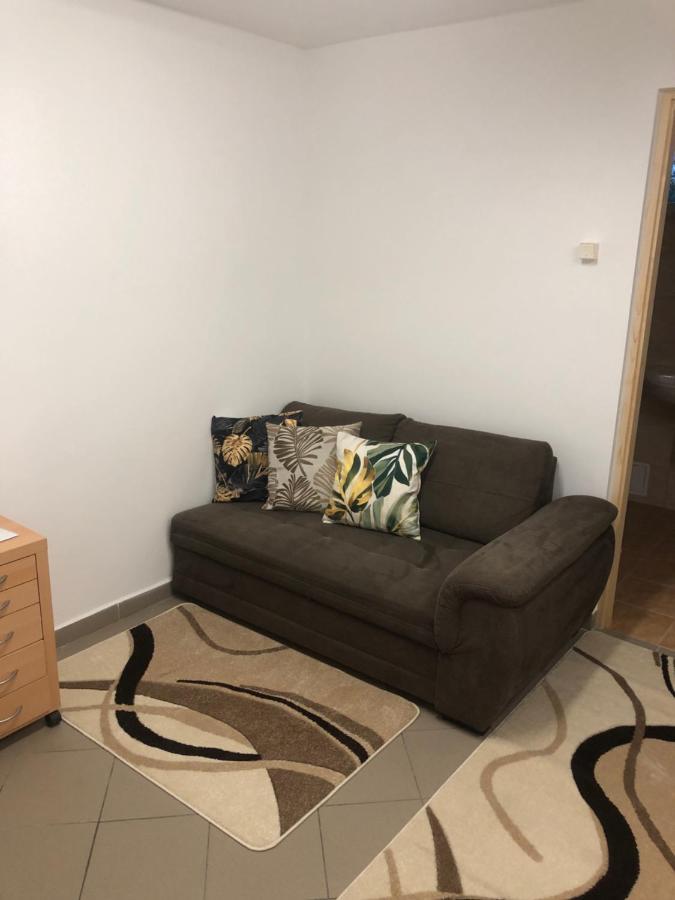 Apartament Agi Fogado Kisujszallas Zewnętrze zdjęcie